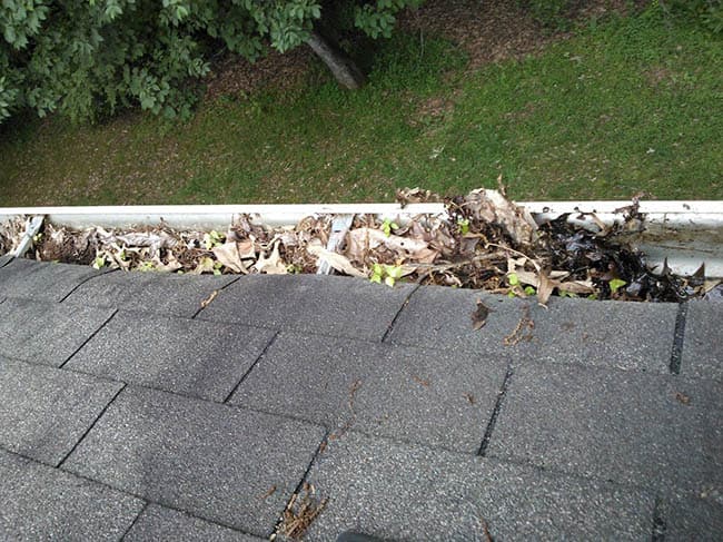 Cleaning Blocked Gutters in Cambourne